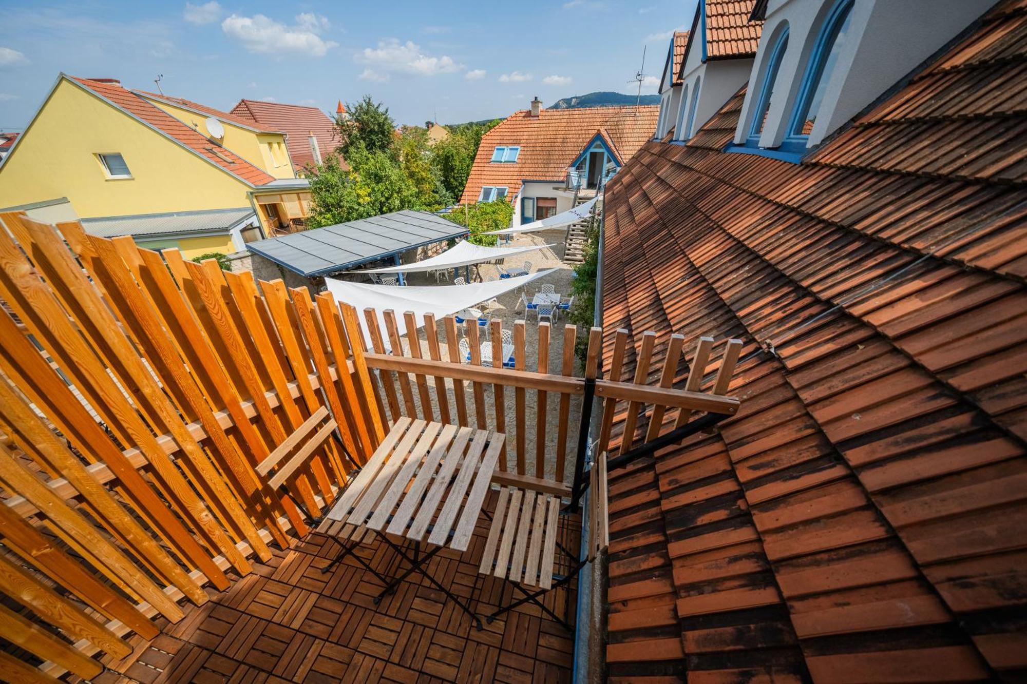 Naturalni Vinarstvi Tomas Krizek, Penzion Dvorek Dolni Dunajovice Bagian luar foto